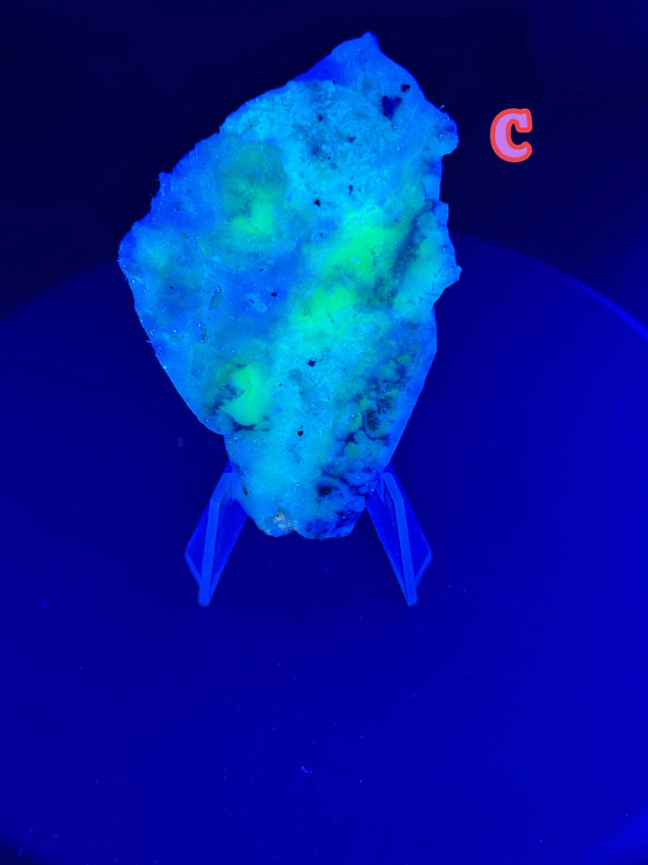 Morado Opal, also known as Mexican opal, is a beautiful purple variety of common opal found in central Mexico. It was discovered in 2011 and is one of the most affordable opals available, making it a popular choice for jewelry and other decorative items.W