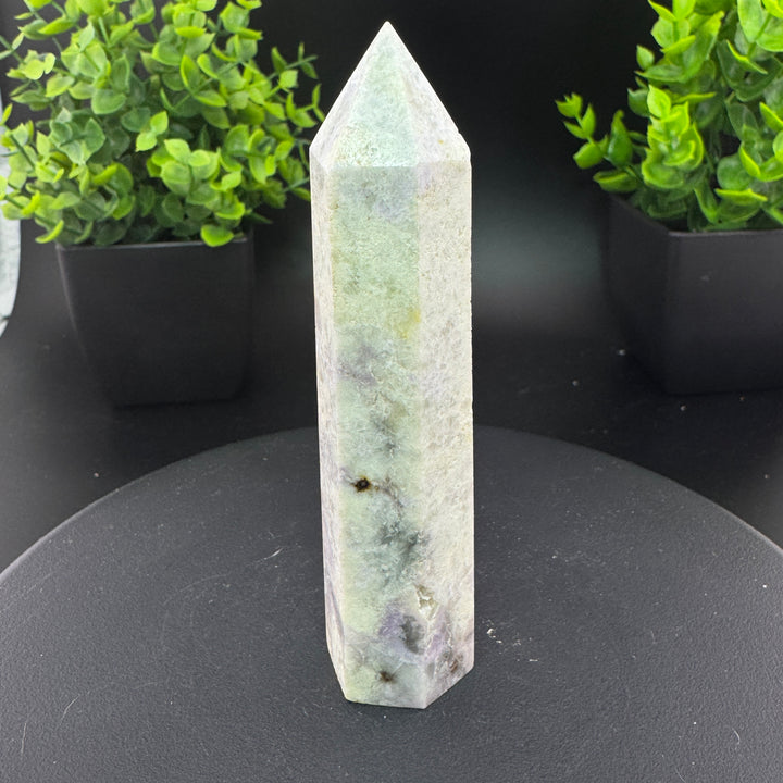 Hackmanite Point/Tower - 4 inch