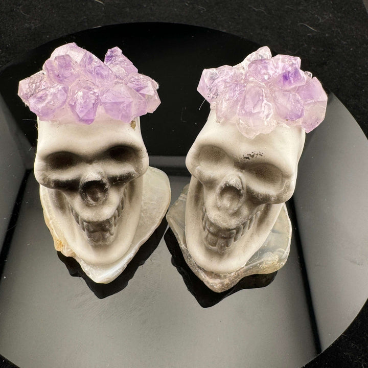 Amethyst Topped Skull on Agate Slice Halloween Decoration