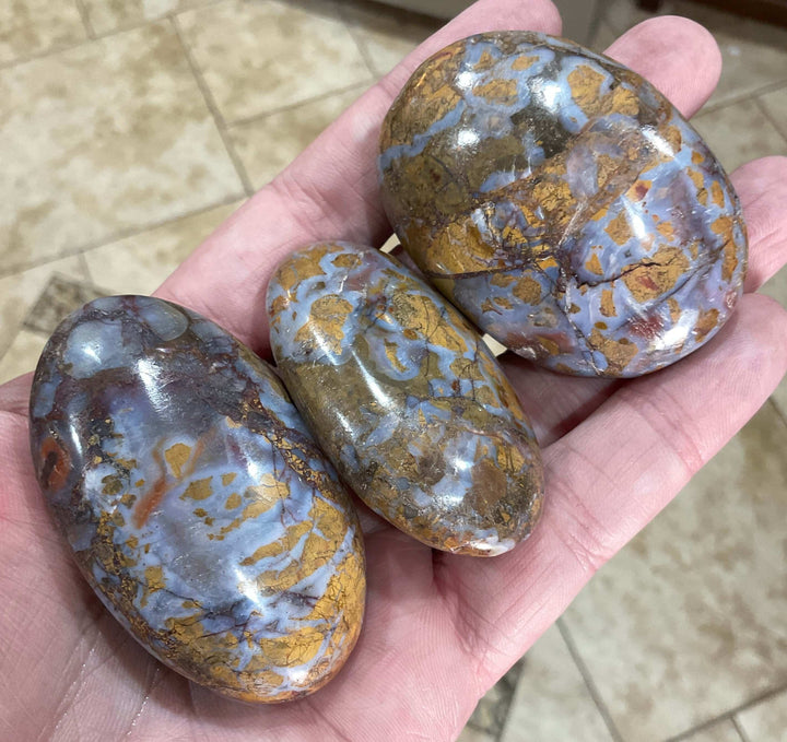 Agate with Jasper Hearts and Palms
