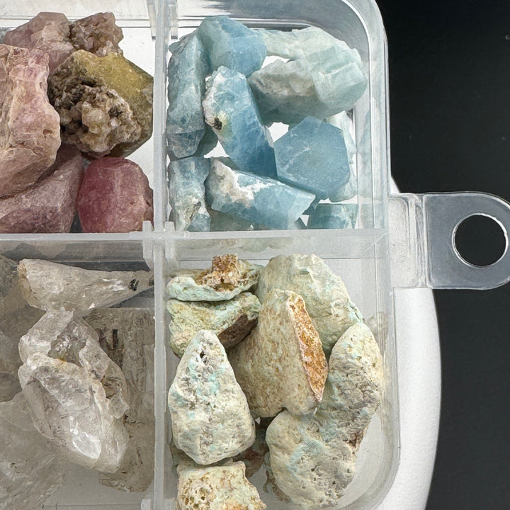 Mixed Mexican Minerals - Case Included