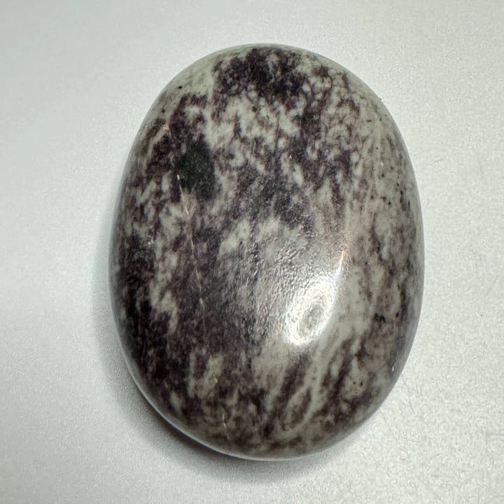 Kammererite Palm Stone / Soapstone