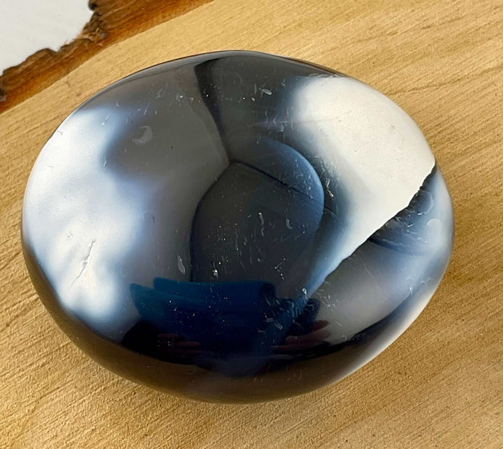 Orca Agate Palm Stone