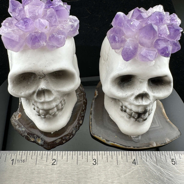 Amethyst Topped Skull on Agate Slice Halloween Decoration