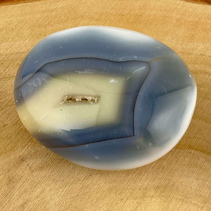 Orca Agate Palm Stone