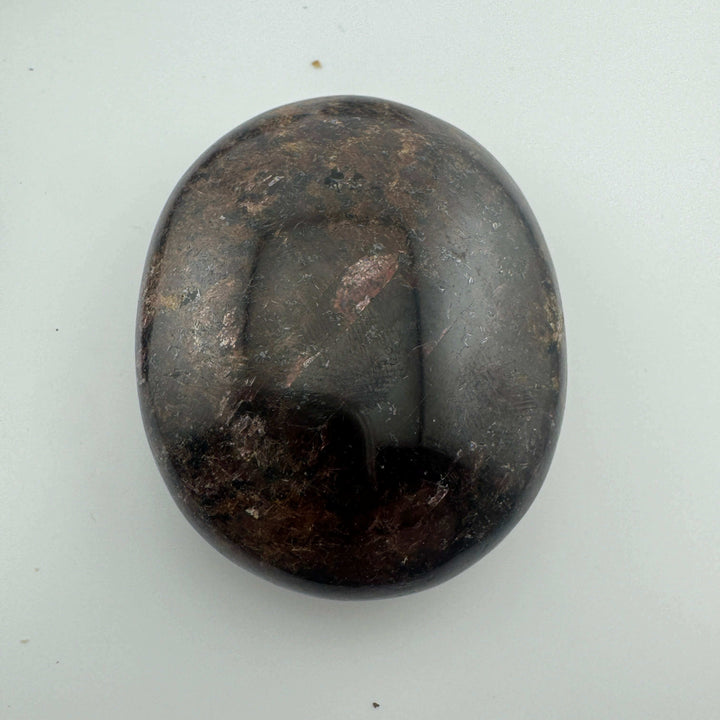 Garnet Palm Stone / Soapstone