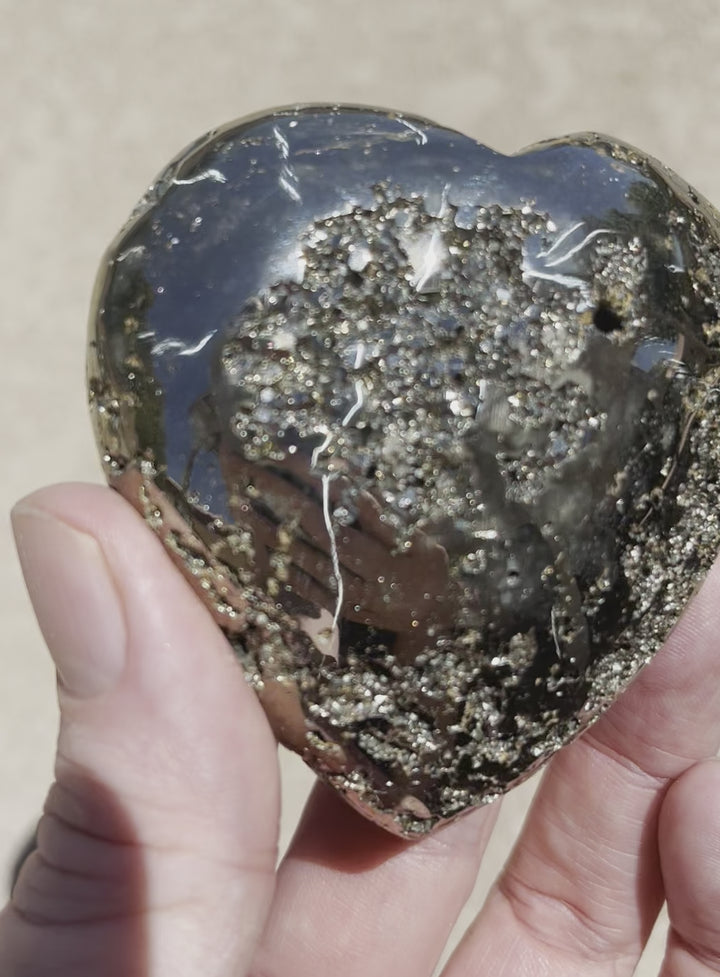 Pyrite Heart (340g)