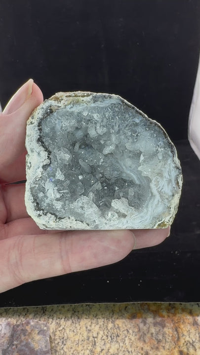 Trancas Geode Cut Base with Polished Face